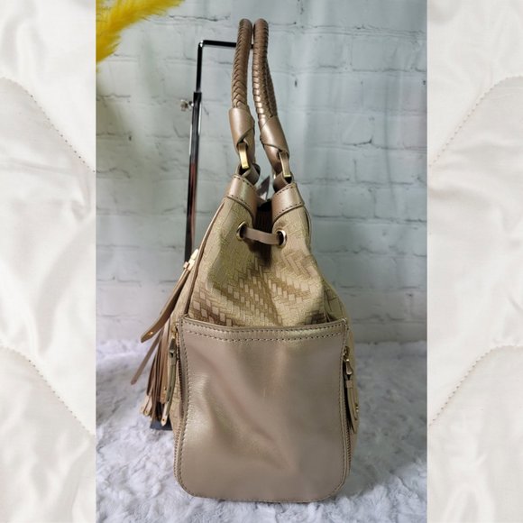 NWT Cole Haan Drawstring Shoulder Soft Gold Bag - Picture 4 of 13